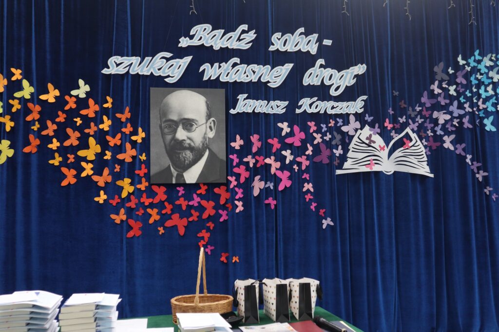 dekoracja na zakończenie roku szkolnego