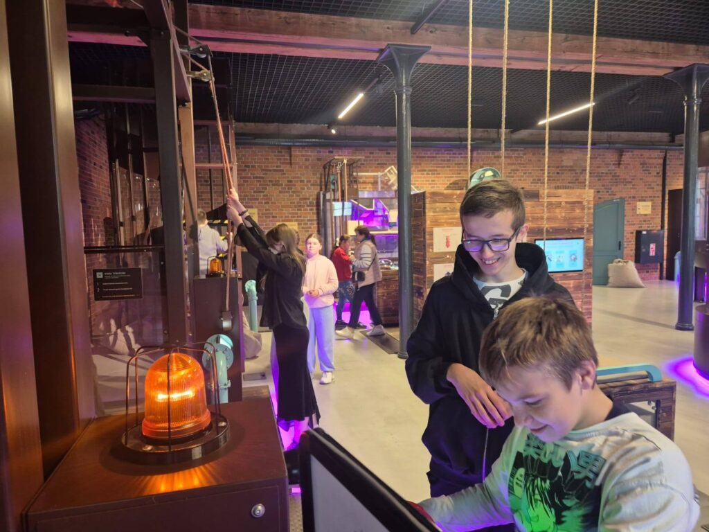 Uczniowie na wycieczce w Bydgoszczy