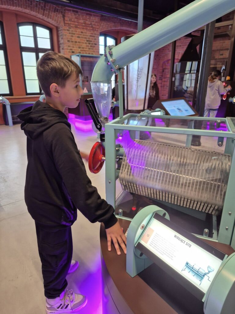 Uczniowie na wycieczce w Bydgoszczy